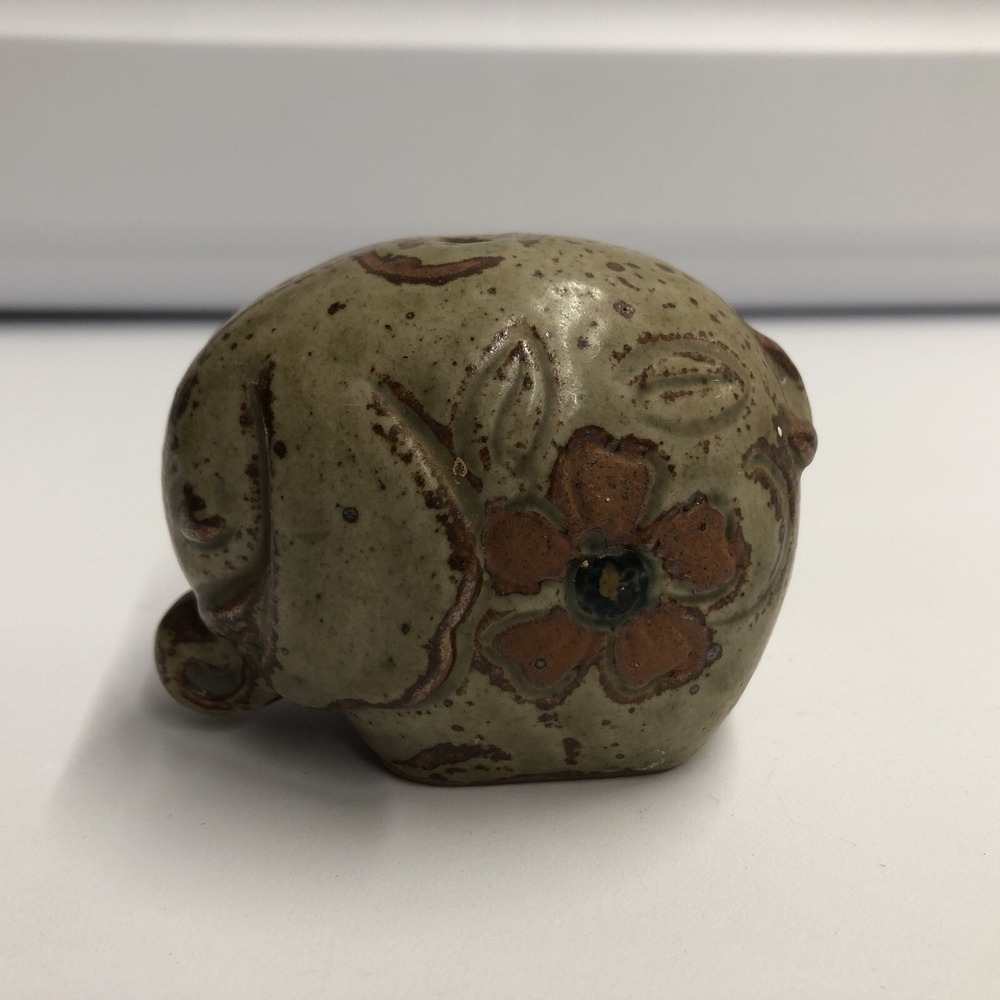 Elephant‎ w/ Flower Metal Figurine Tealight Holder Collectible 2 X 3" Brown